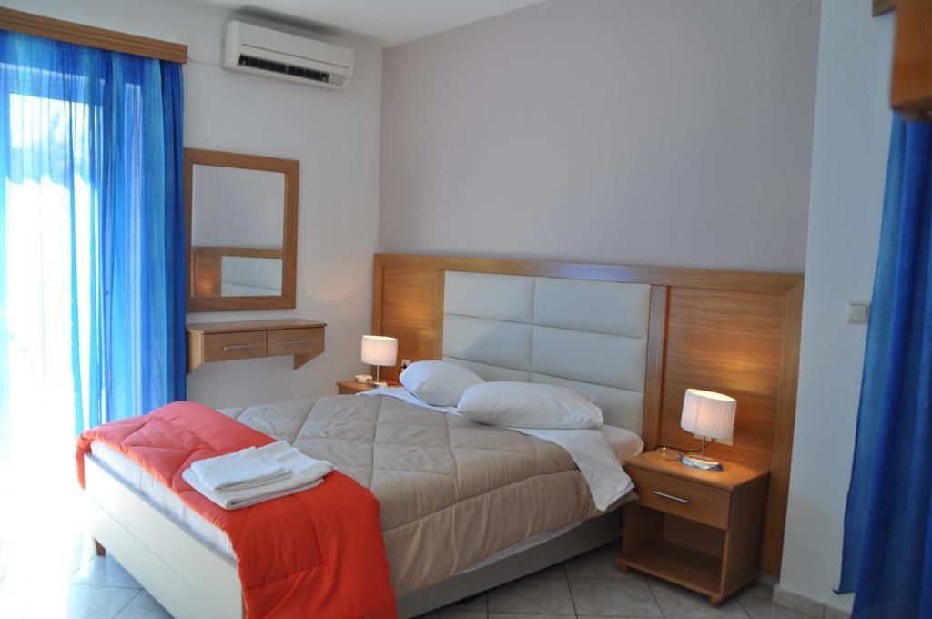 Lydia Rooms & Studios Preveza Exterior foto